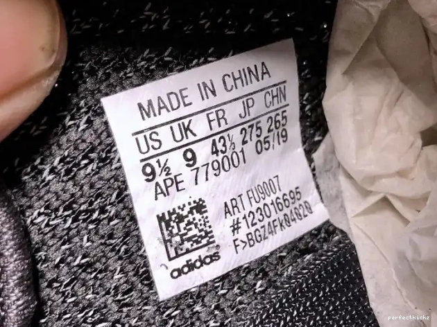 Static (Reflective) V2 FU9007 Black 350 - Adidas Boost Yeezy 0511